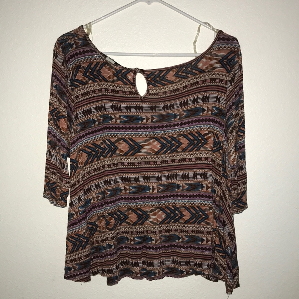 Aztec pattern tank - Picture 2 of 3